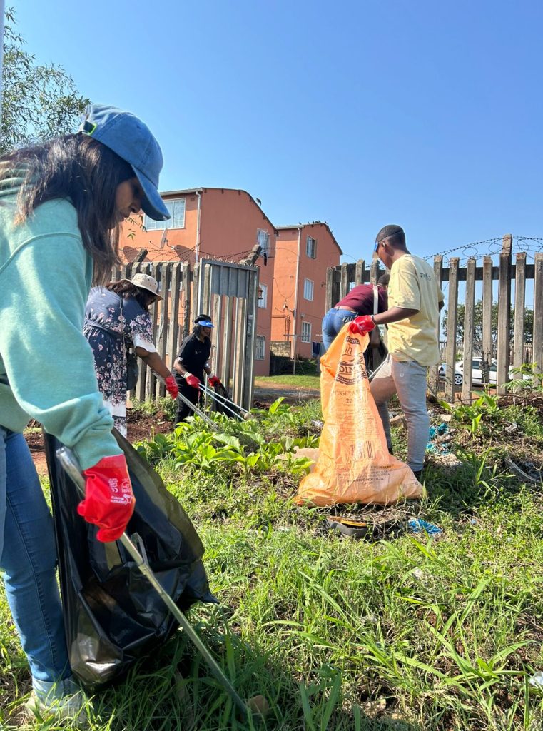 Phoenix for the Planet Community Clean Up